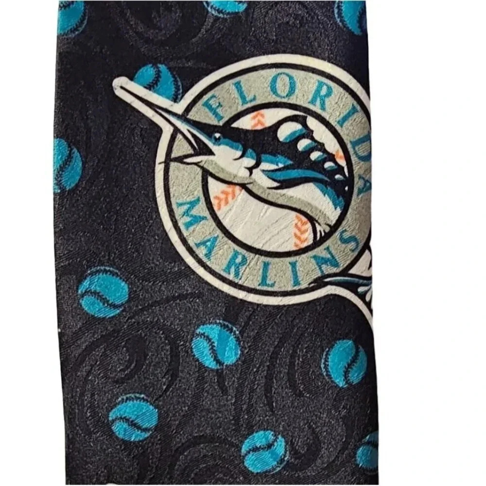 Vintage 1994 Ralph Marlin MLB Florida Marlins Men's Neck Tie Made in USA - Picture 4 of 7